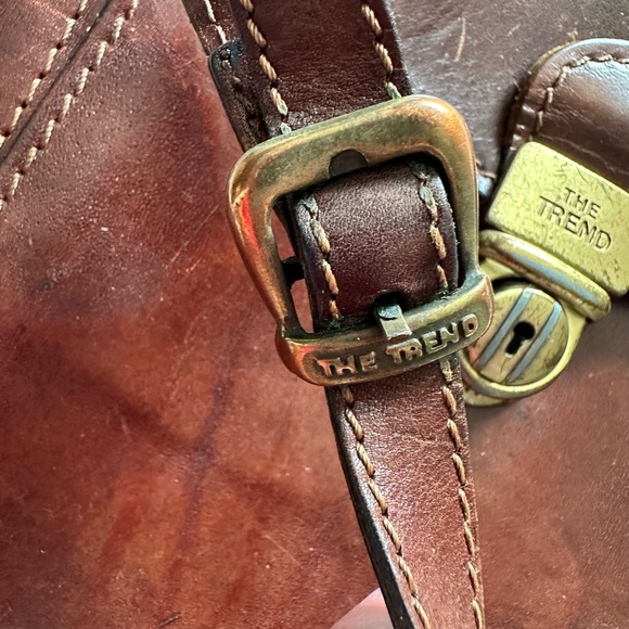 The Trend Shoulder Bag - Picture 4 of 8